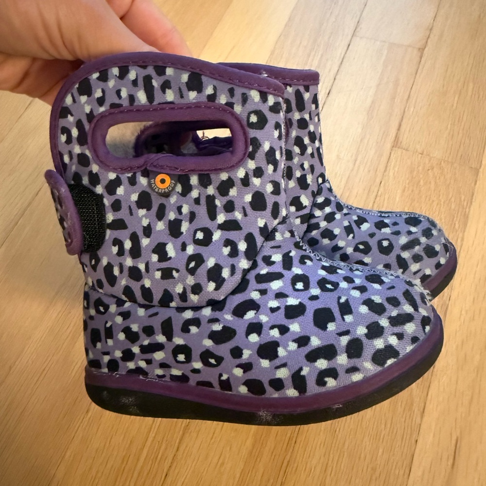 Bogs Purple Leopard Print toddler Boots